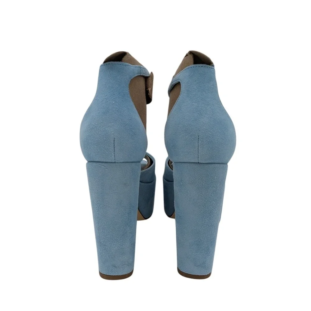 Marc Fisher LTD Della Light Blue Suede Platform Block Heel Sandals Size 6. NEW